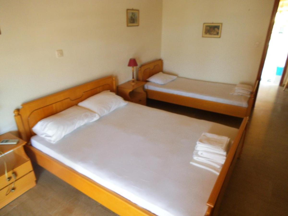 Villa Xenos Kalamákion Екстериор снимка