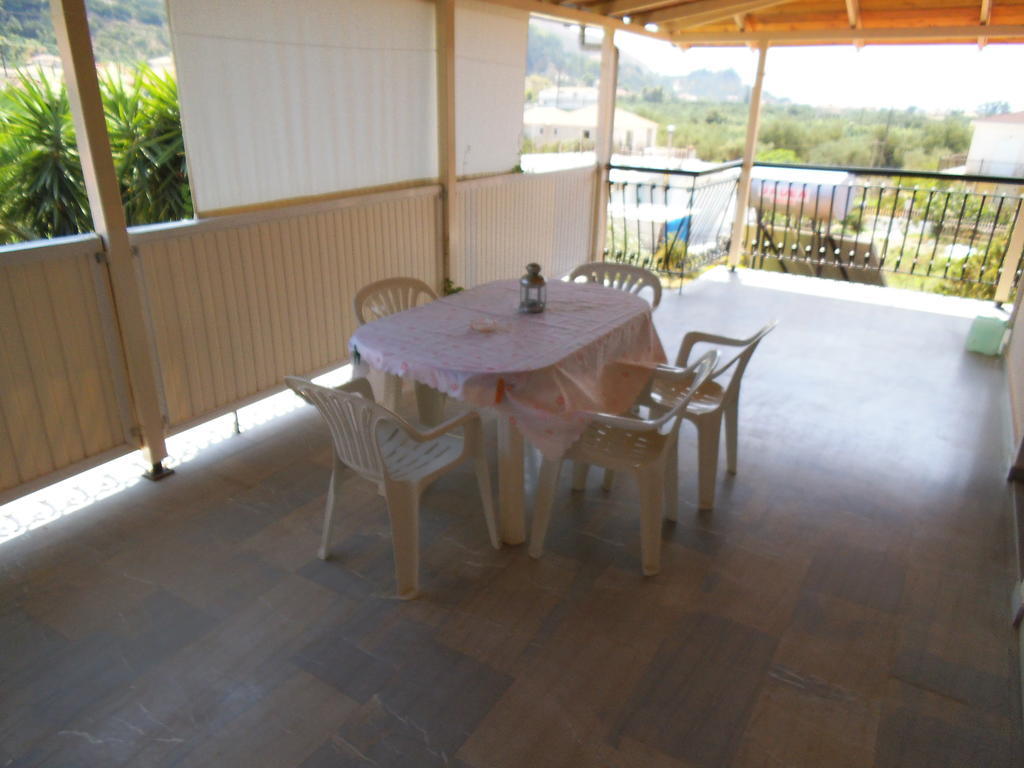 Villa Xenos Kalamákion Екстериор снимка