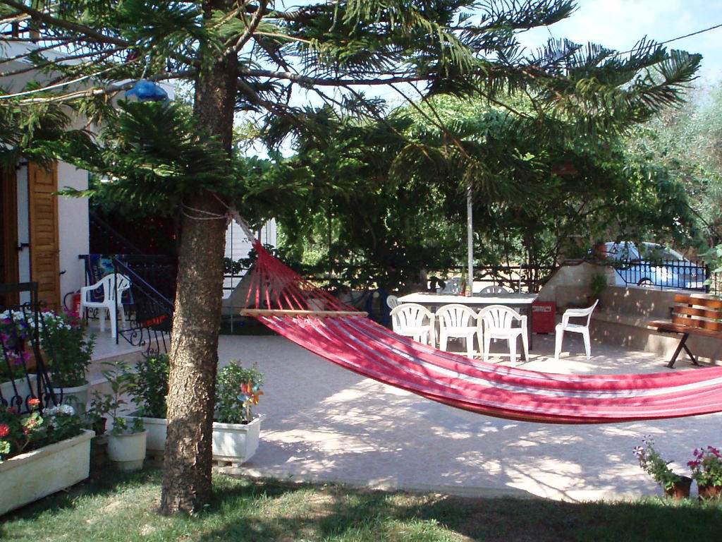 Villa Xenos Kalamákion Екстериор снимка